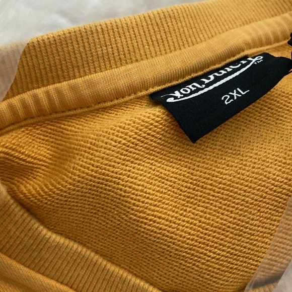NWT Von Dutch 2xL mustard yellow crewneck - Picture 2 of 10
